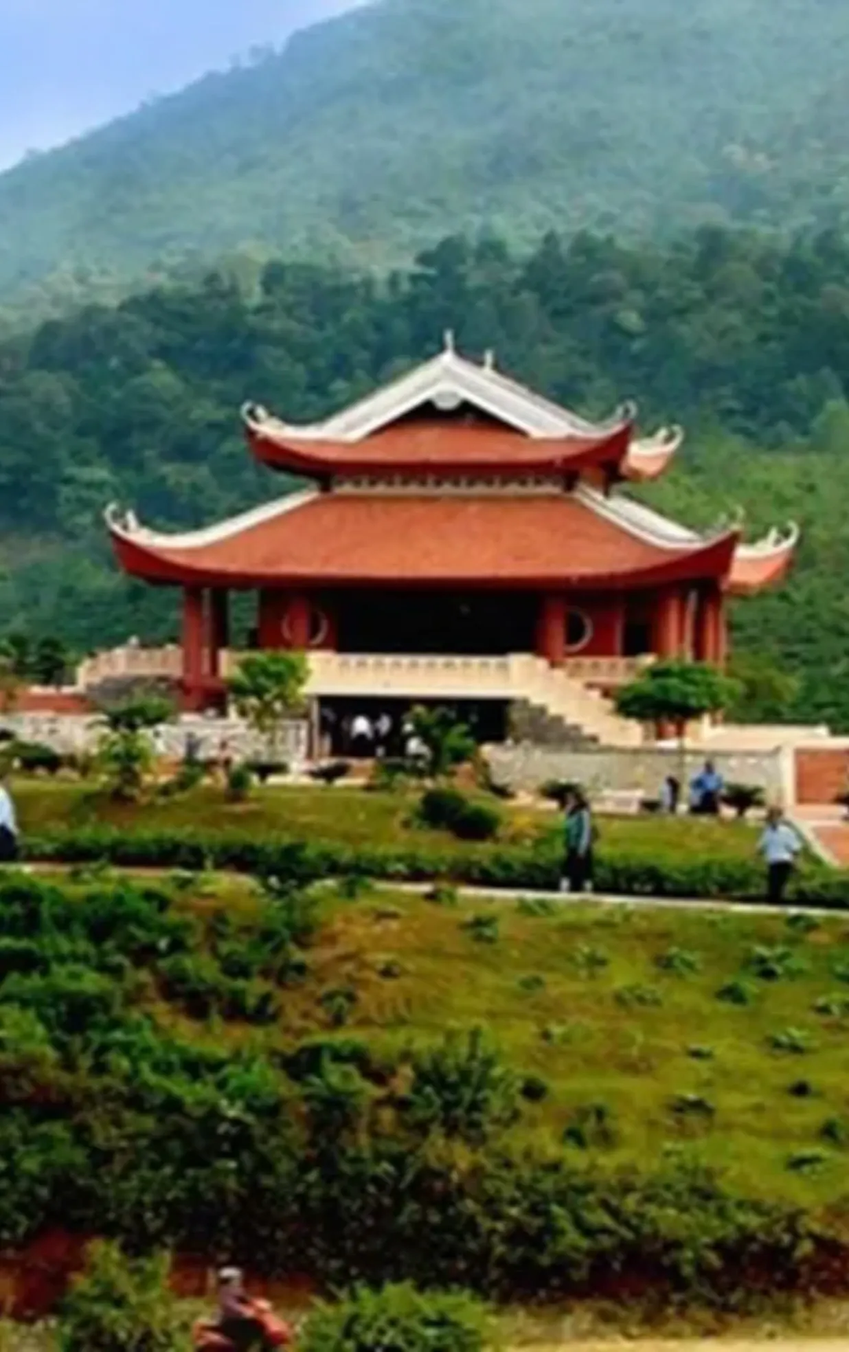 An Toàn Khu Định Hóa (gồm 13 Di Tích Thành Phần):