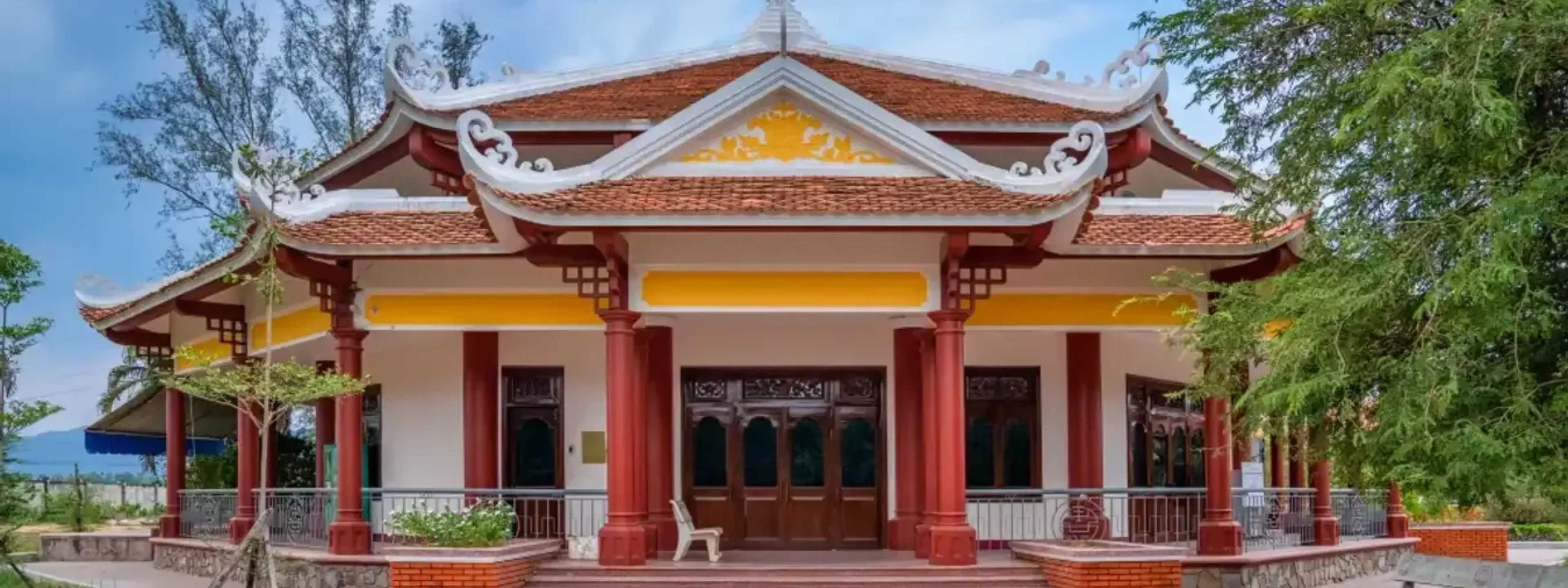 Đền Thờ Tây Sơn Tam Kiệt