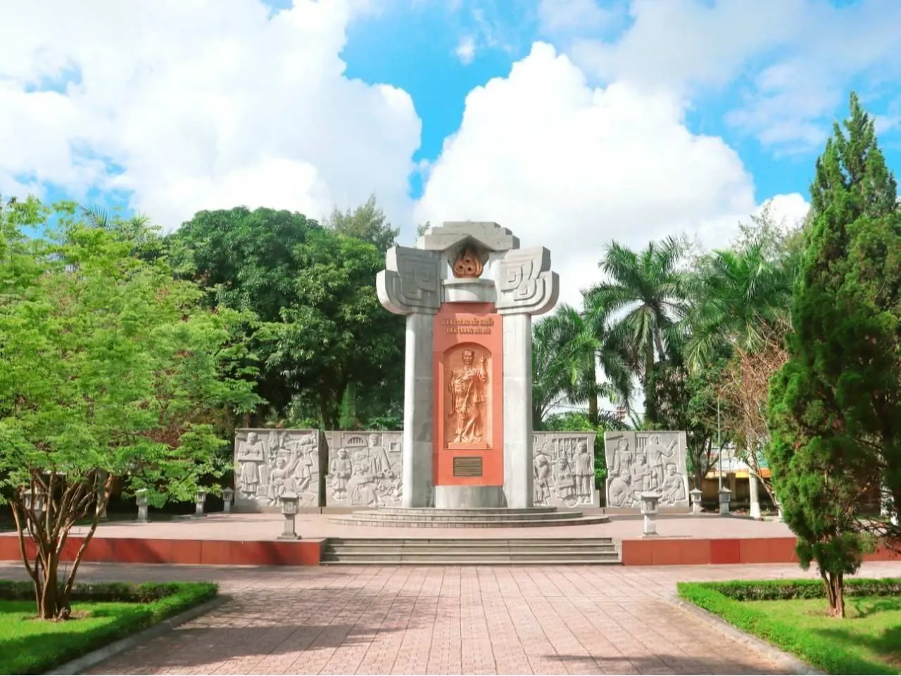 Tổng quan Bảo Tàng Xô Viết Nghệ Tĩnh