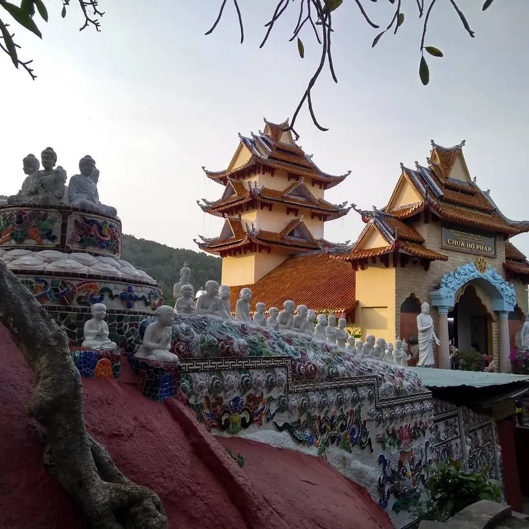 Thích Ca Phật Đài