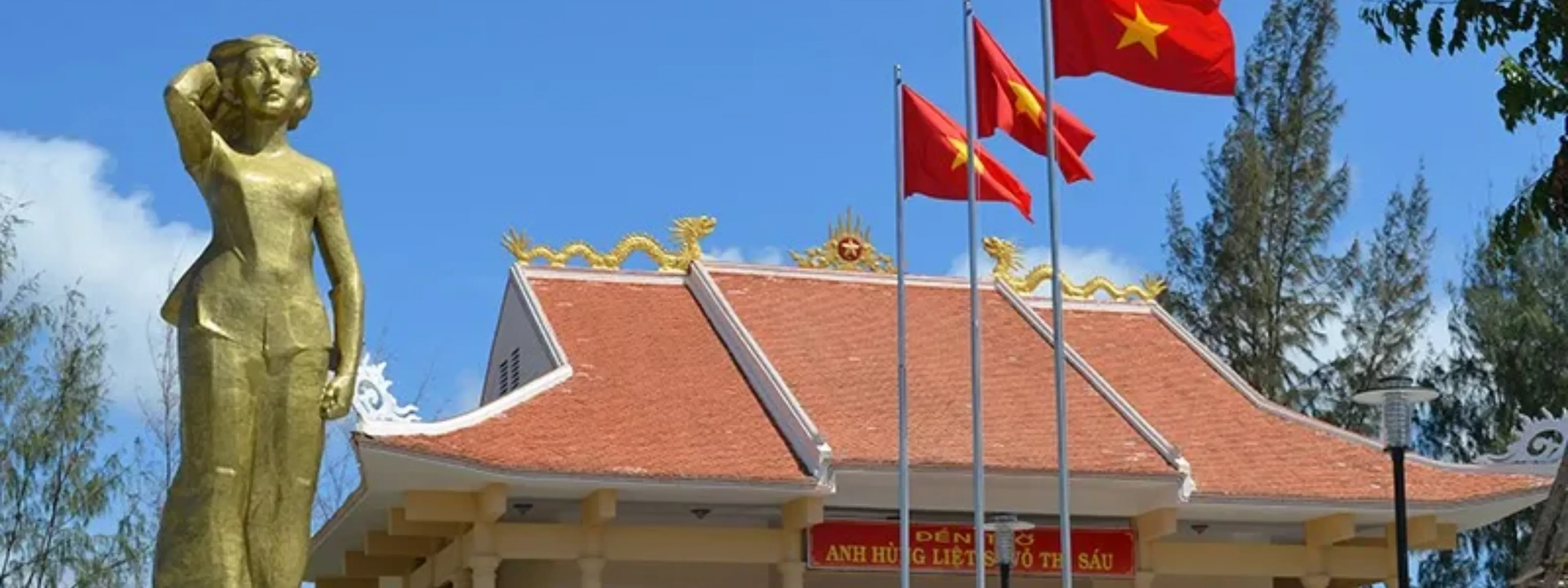 Nhà Lưu Niệm Và Tượng Đài Anh Hùng Võ Thị Sáu