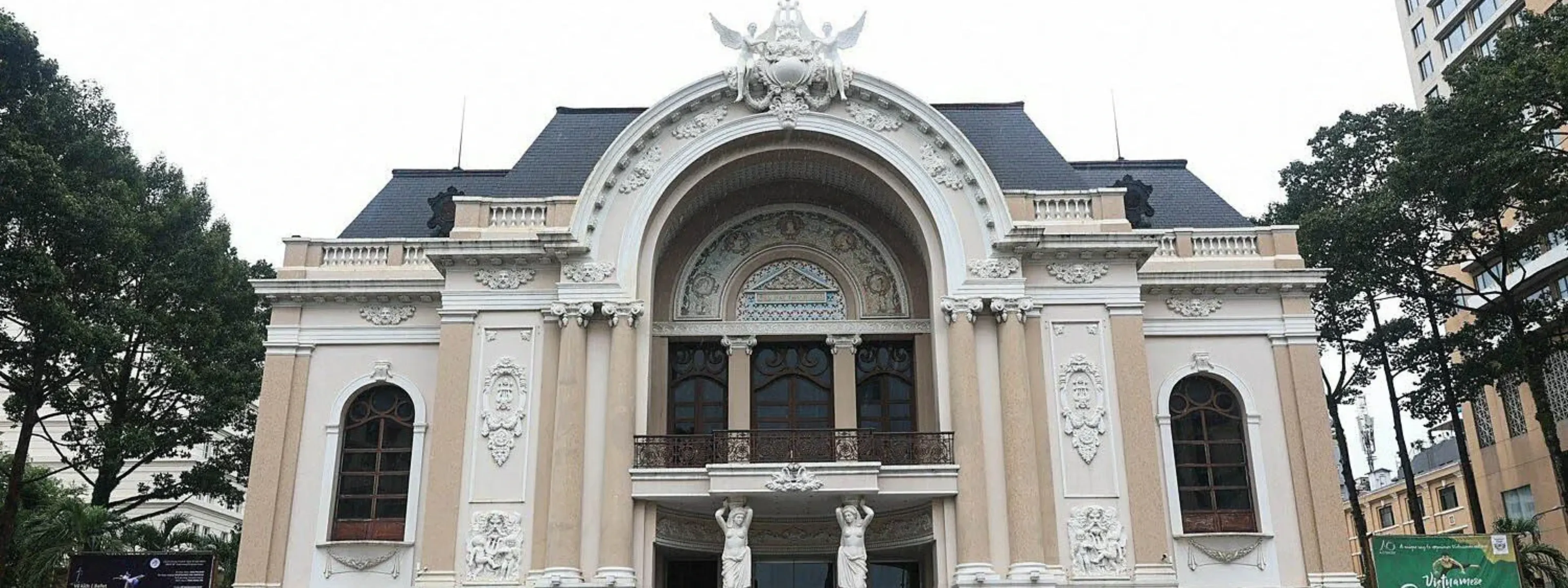 Nhà Hát Thành Phố Hồ Chí Minh