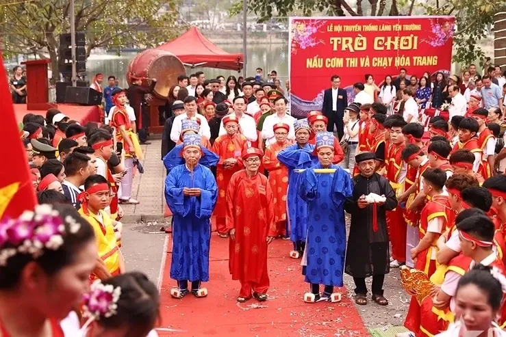 Hội đình làng Yên Trường