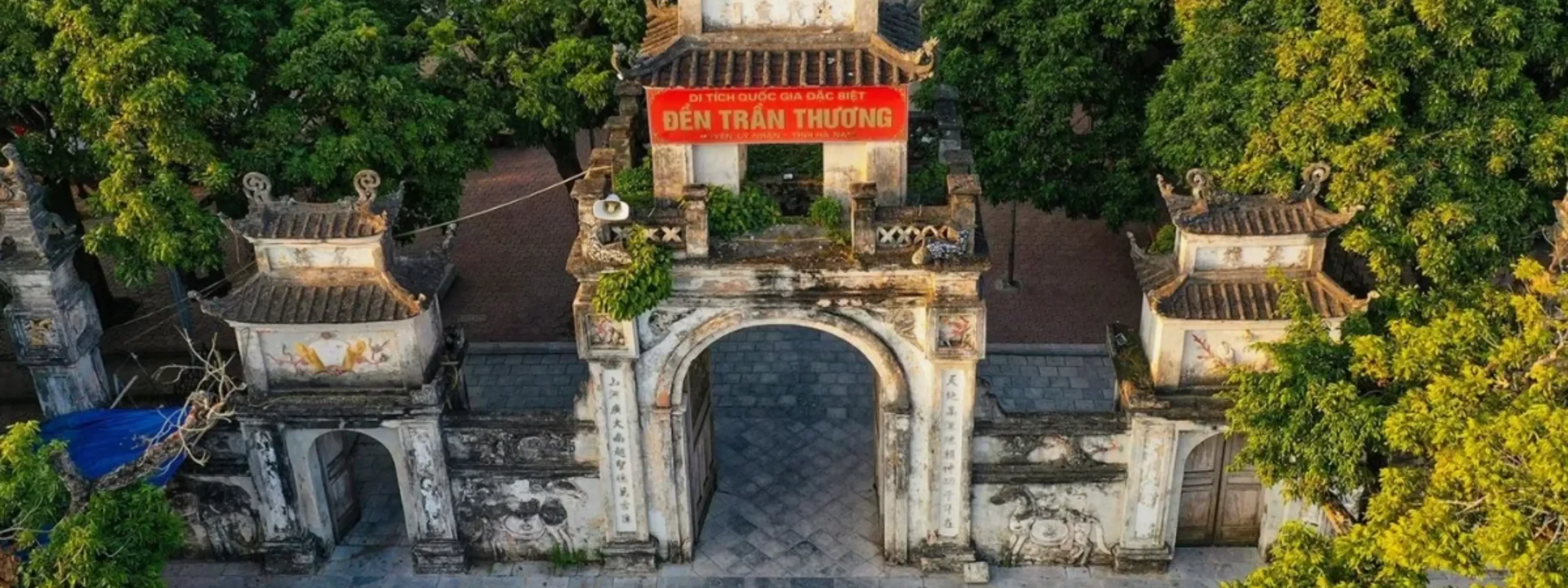 Đền Trần Thương