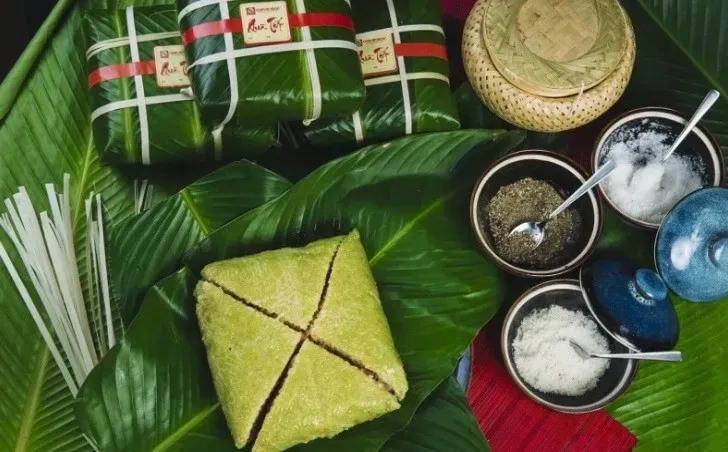 Làng nghề truyền thống làm bánh chưng Tranh Khúc
