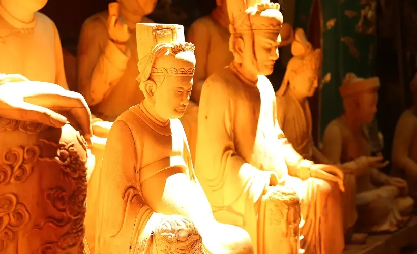 Tượng thờ, sơn son thếp vàng và bàn tay “thổi hồn” vào gỗ