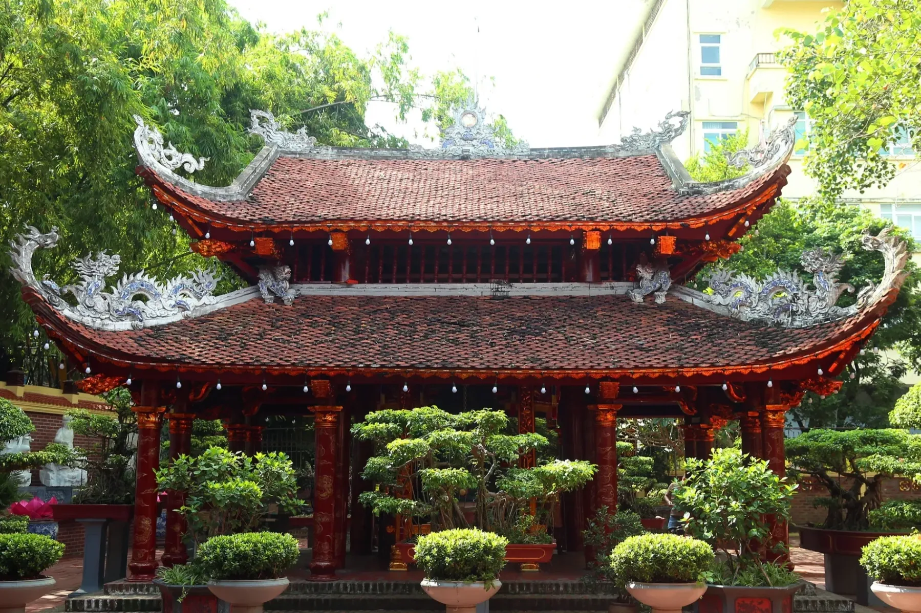 Tổng quan Chùa Linh Ứng (Chùa Thị Cấm)