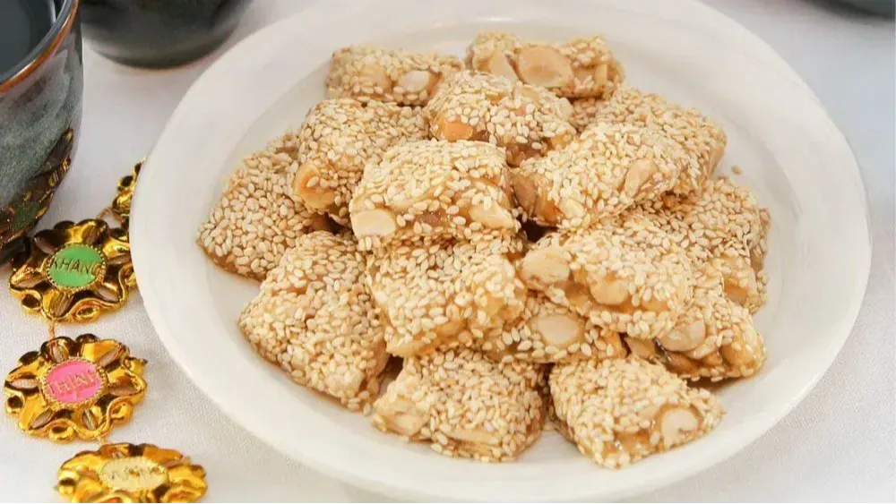 Làng nghề truyền thống bánh khô mè Bà Liễu