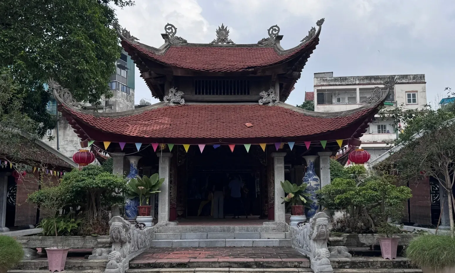 Đình Kiều Mai