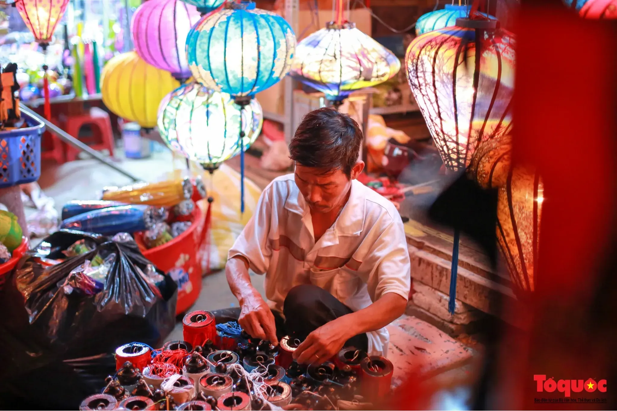 Nghề truyền thống làm đèn lồng Hội An