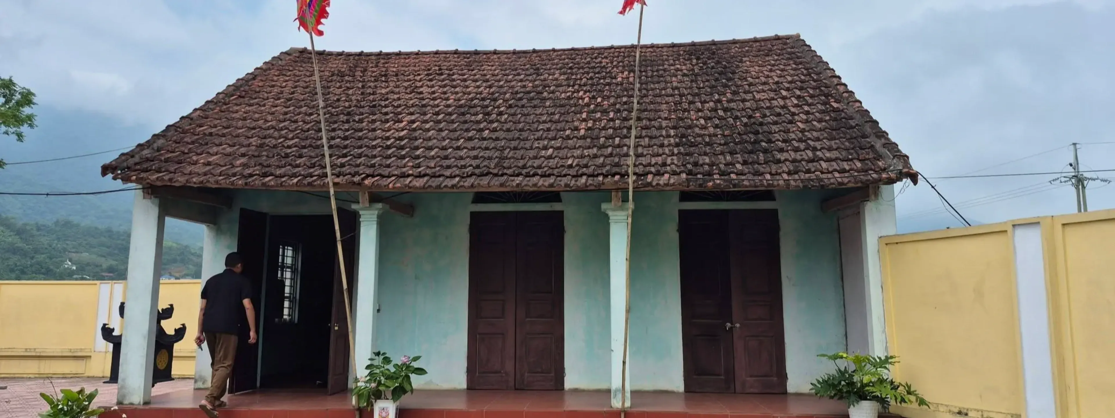 Đình làng Tiến Xuân