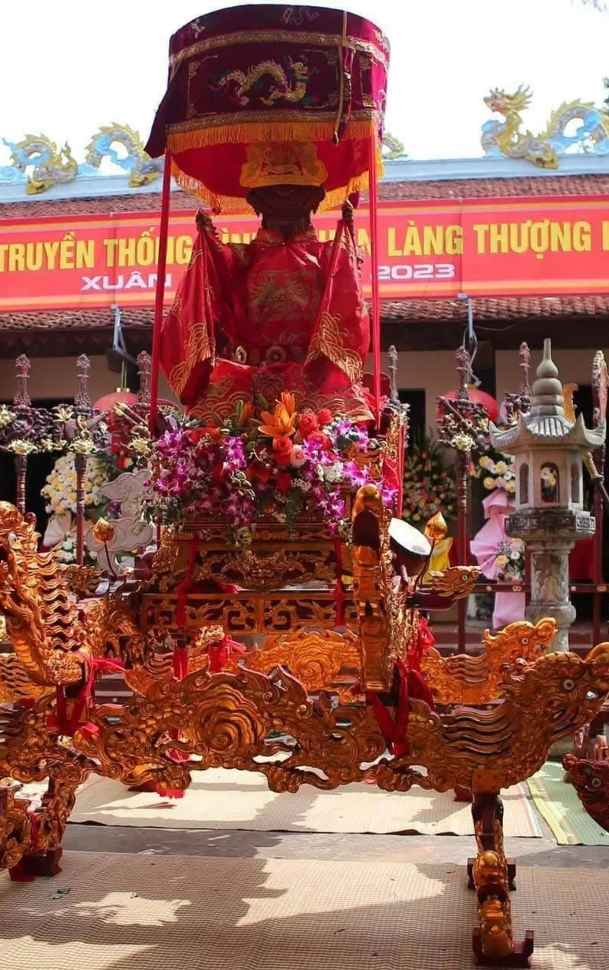 Hội làng Thượng Lao