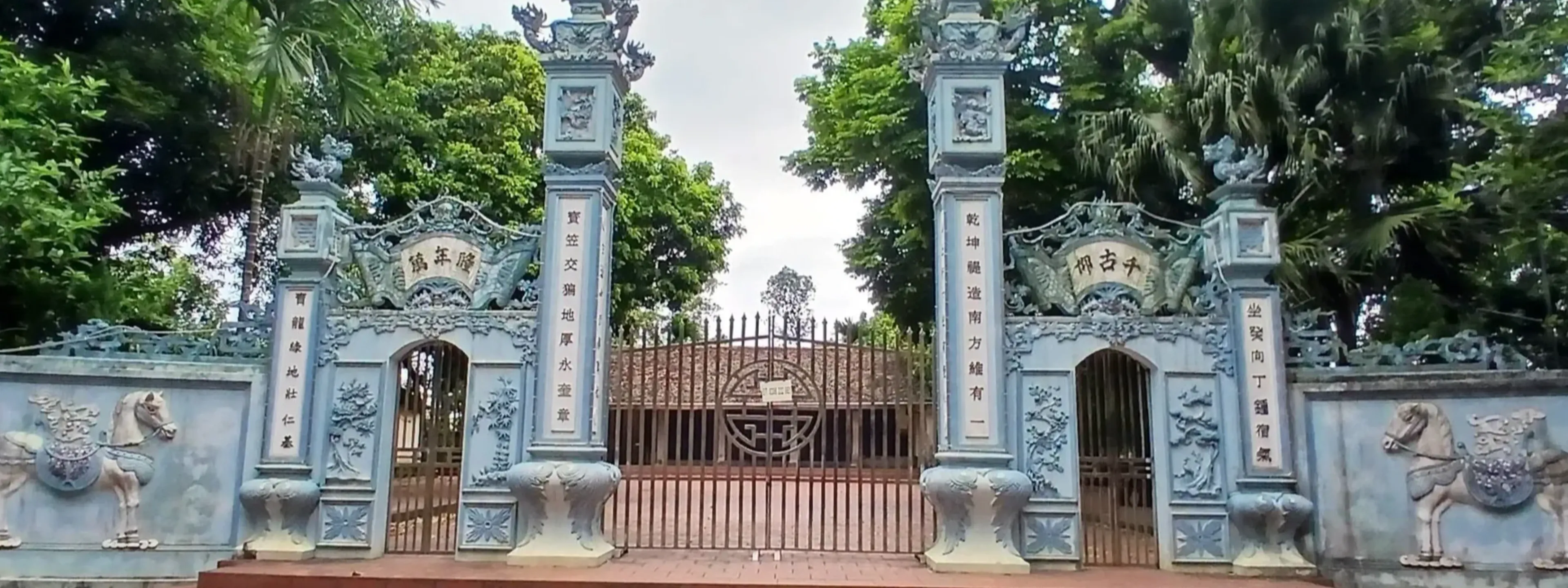 Quán Vật Đồng Nanh
