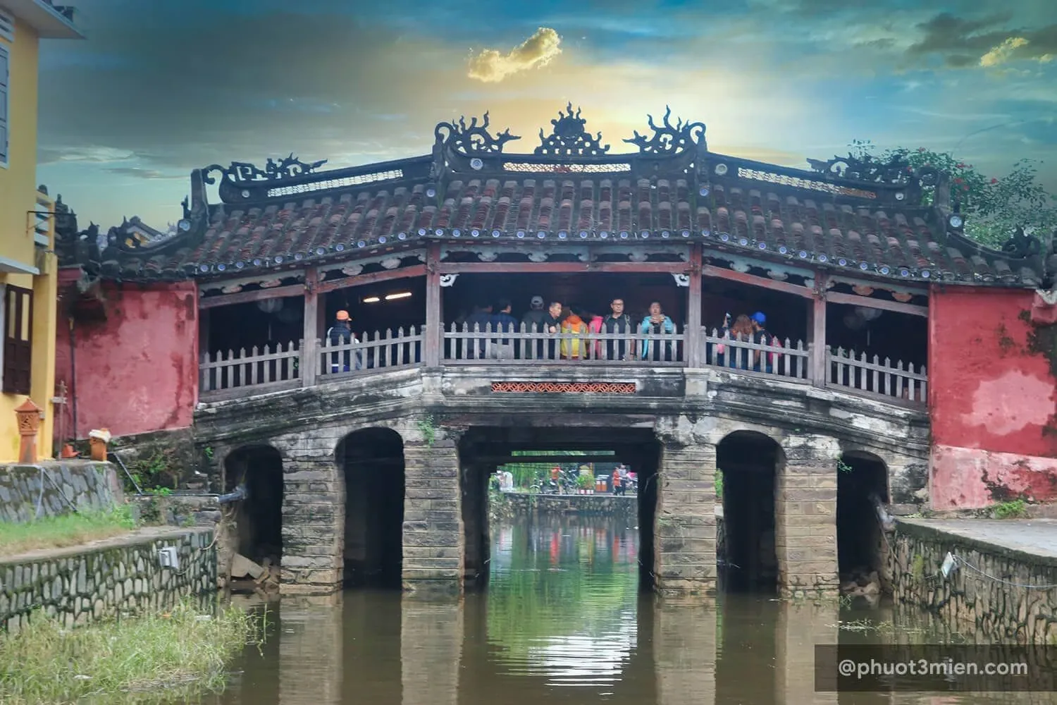 Chùa Cầu