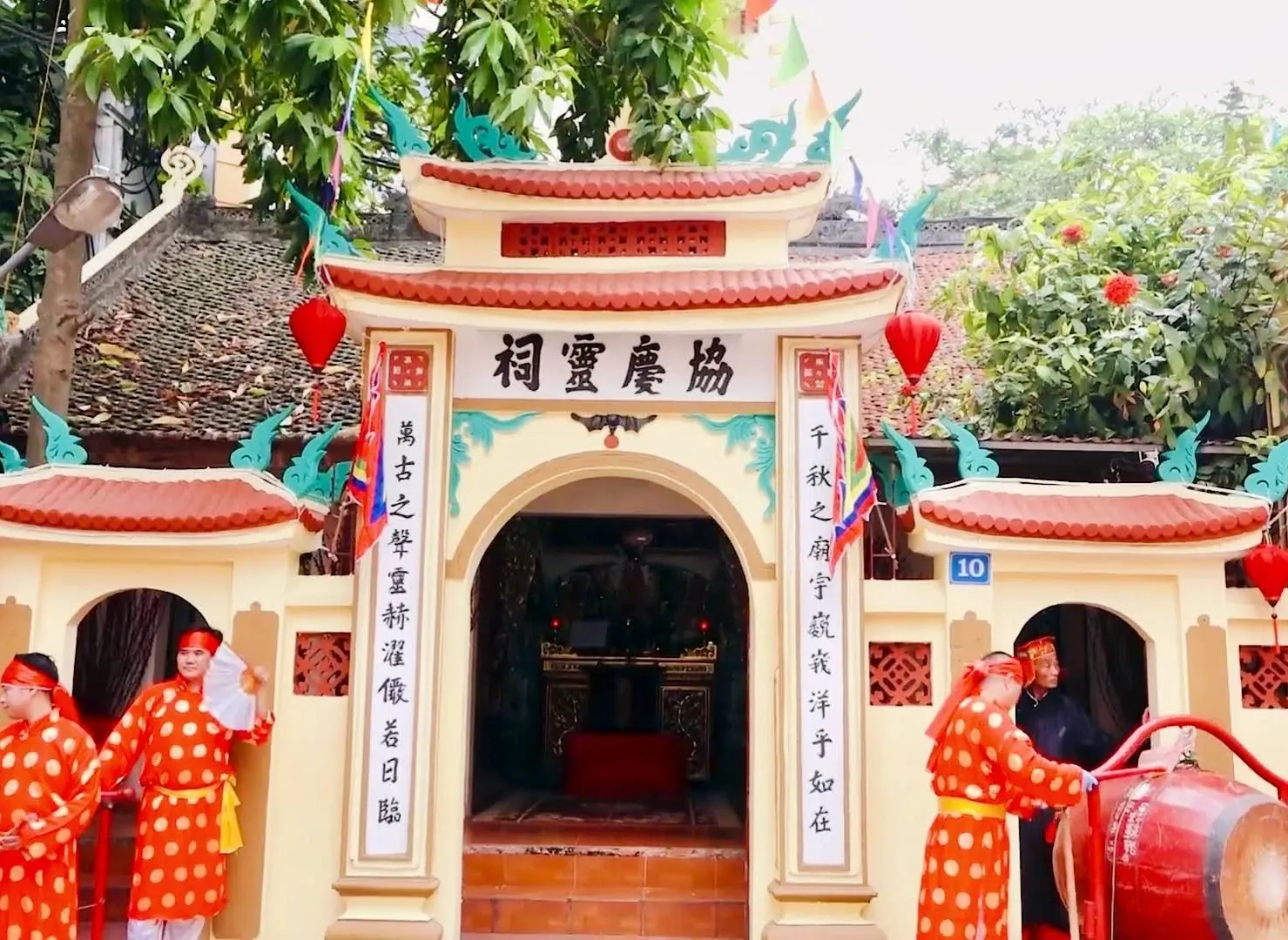 Tổng quan Đền Dịp