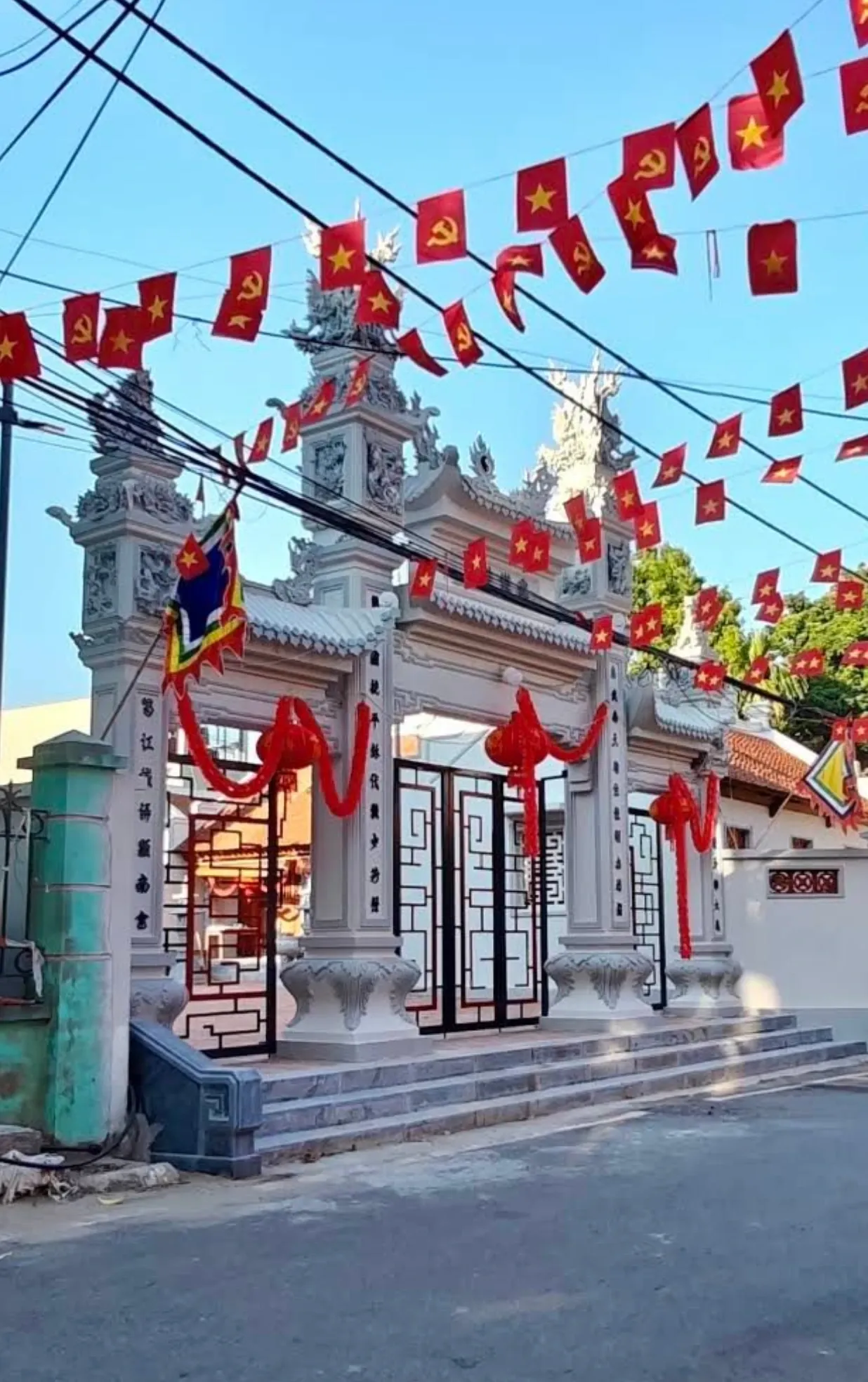 Đền Bãi Tháp