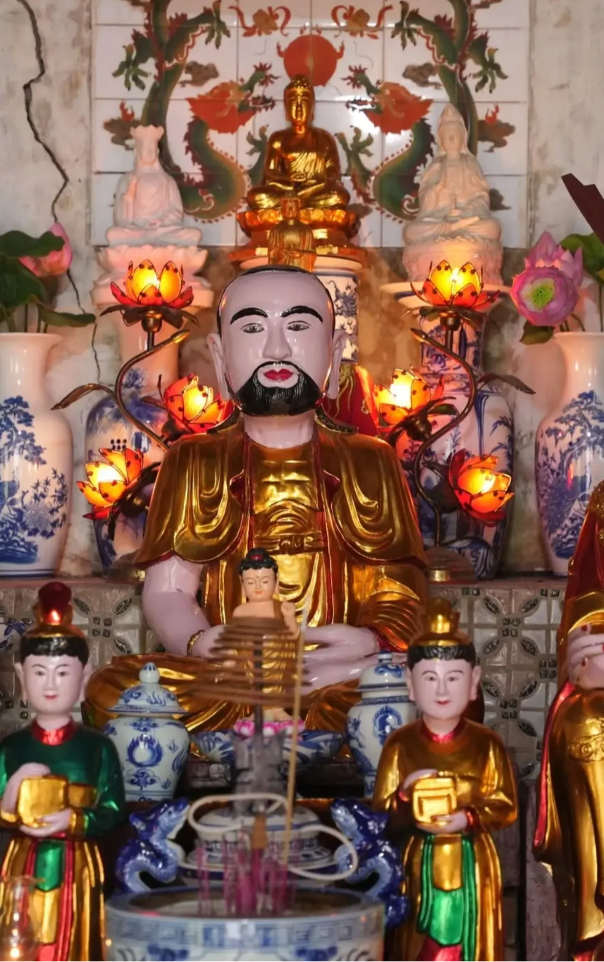 Chùa Hồng Ân