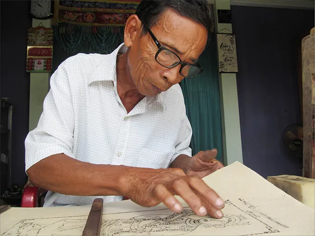 Một đời với nghề tranh làng Sình – câu chuyện của nghệ nhân Kỳ Hữu Phước