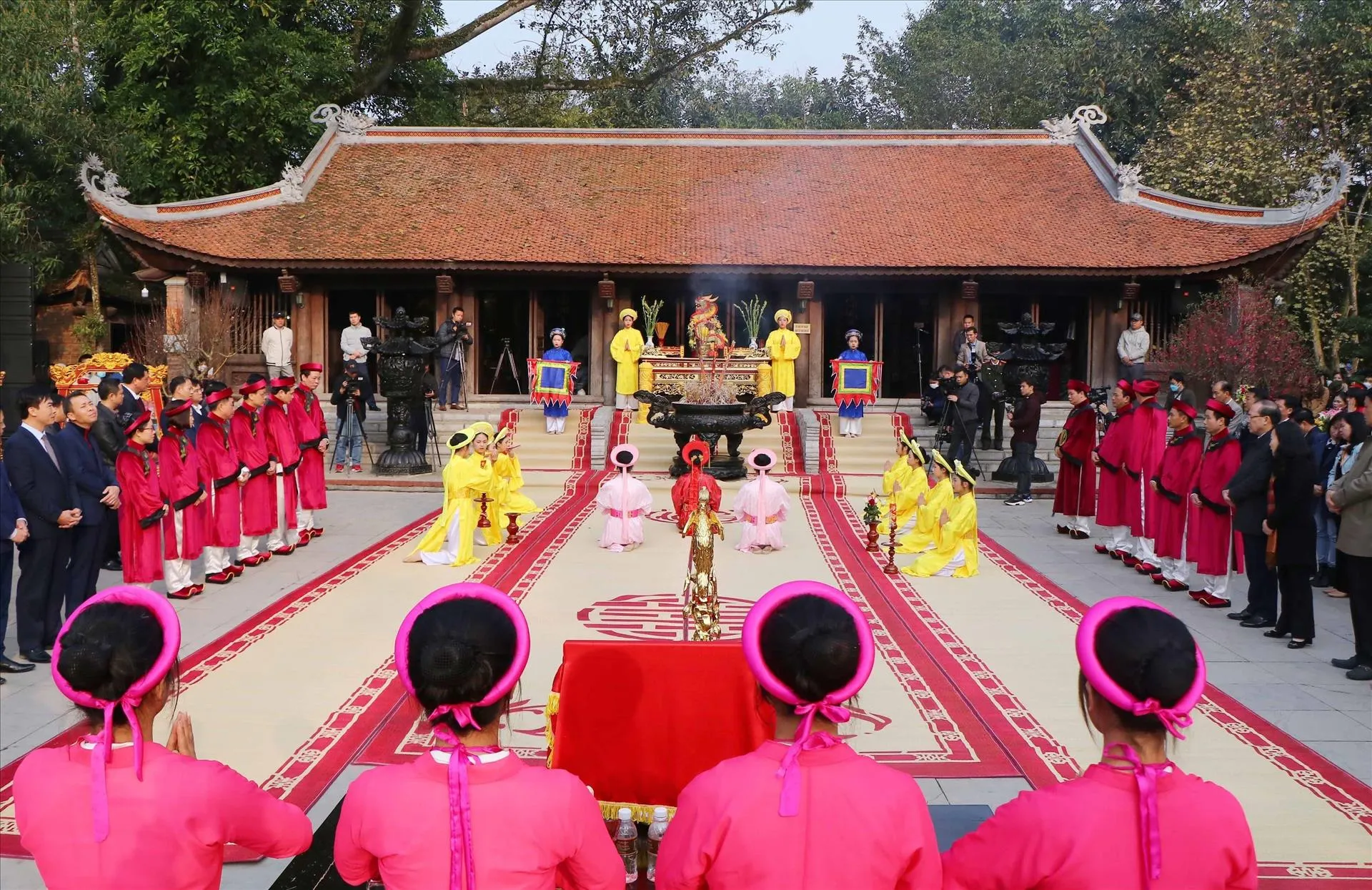 Lễ hội Đền Mẫu Âu Cơ – Không gian văn hóa của tín ngưỡng thờ Mẫu Âu Cơ