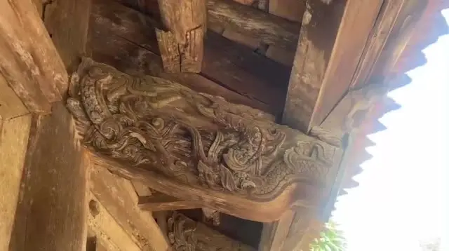 Điêu khắc gỗ ở Đình So